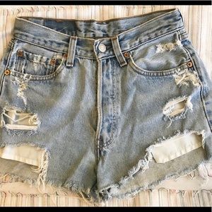 Levi ripped high waisted shorts *preowned*